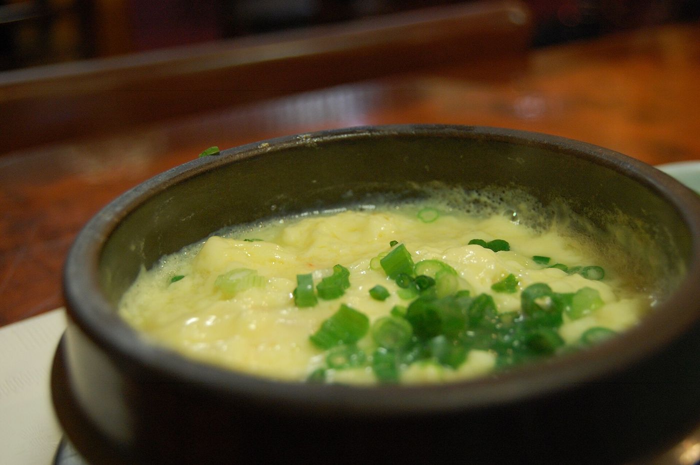 Gyeranjjim, trứng hấp trong thố đá